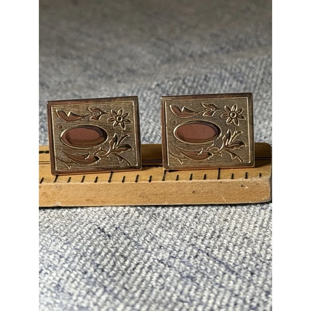 Vintage Etched Rectangular Spring Bullet Gold Tone Cuff Links